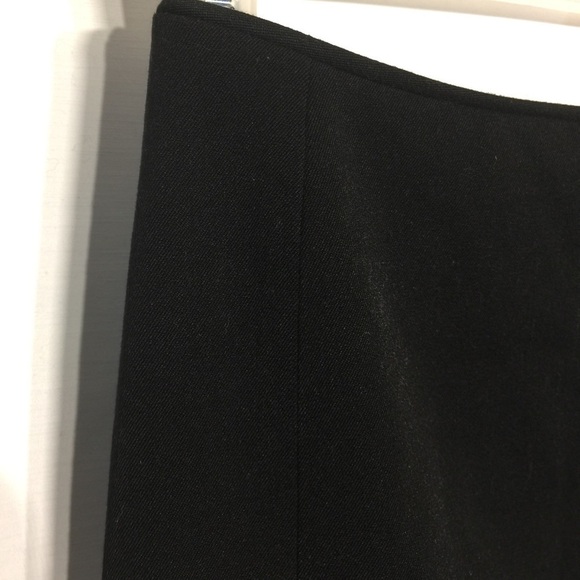 H&M classic pencil skirt with exposed back zipper - Picture 2 of 7